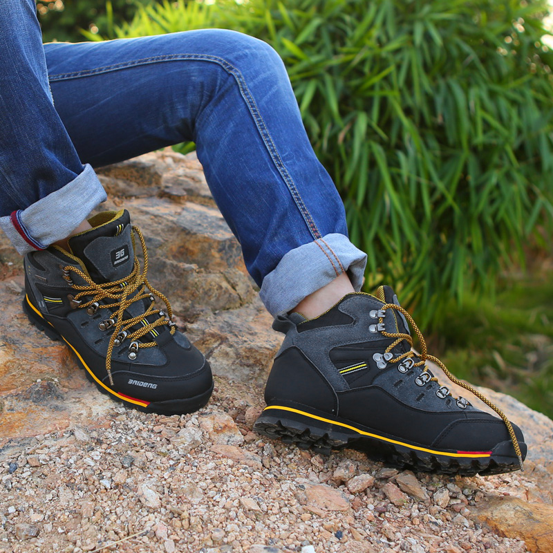 Scarpe da trekking da uomo di  - Outdoor Lighting High Quality recensione e prezzo