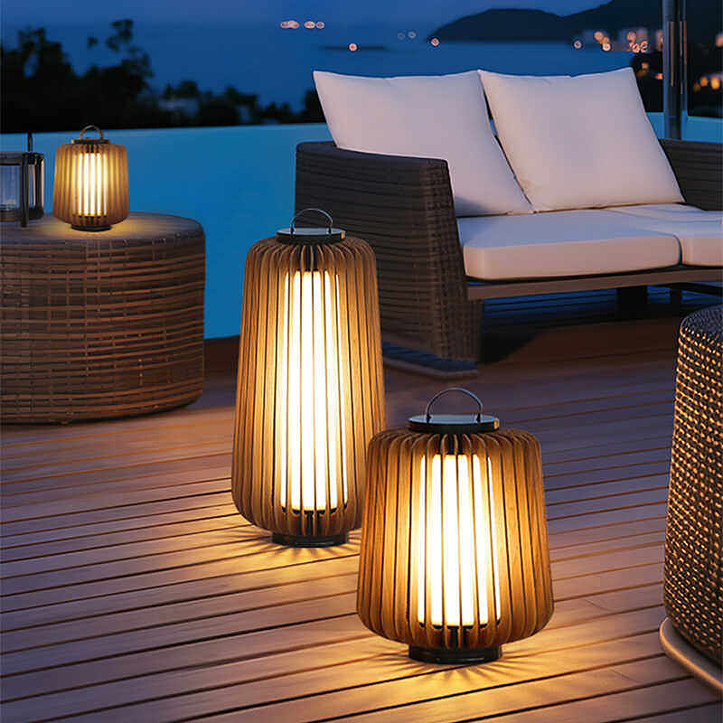 Lampada da terra luminosa per  - Outdoor Lighting Solar recensione e prezzo